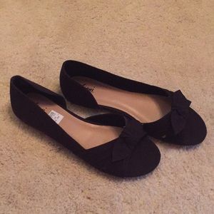 Black open toe flats with bow size 10 Wide NWT